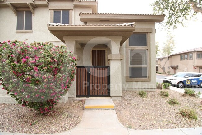 Building Photo - 1225 N 36th St