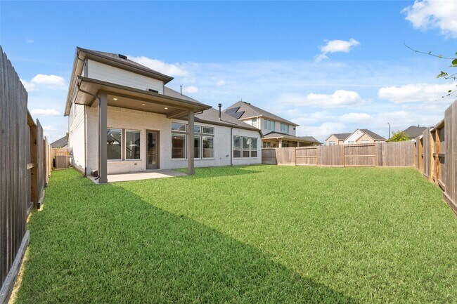 Building Photo - 32018 Crested Knl Ct