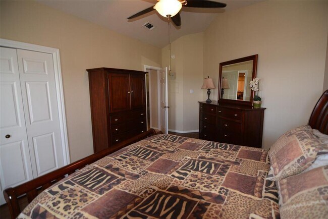 Building Photo - 3404 American Dr