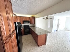 Building Photo - 1119 Green Pine Blvd