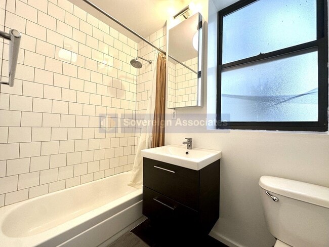 Building Photo - 141 West 113th St