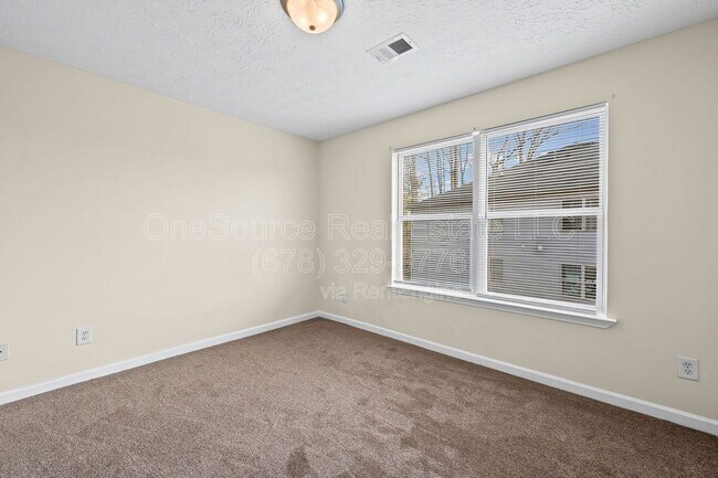 Building Photo - 1202 Fairington Club Dr