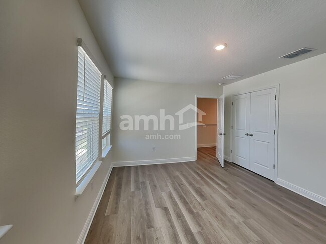 Building Photo - 3715 Center Cove Lane
