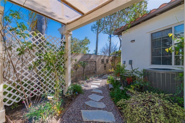 Building Photo - 10802 Rogue River Bend