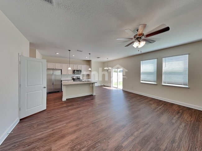 Building Photo - 4714 Reisswood Loop