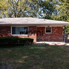 Building Photo - 2218 N Edmondson Ave