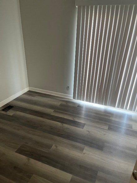 Building Photo - 17111 Park