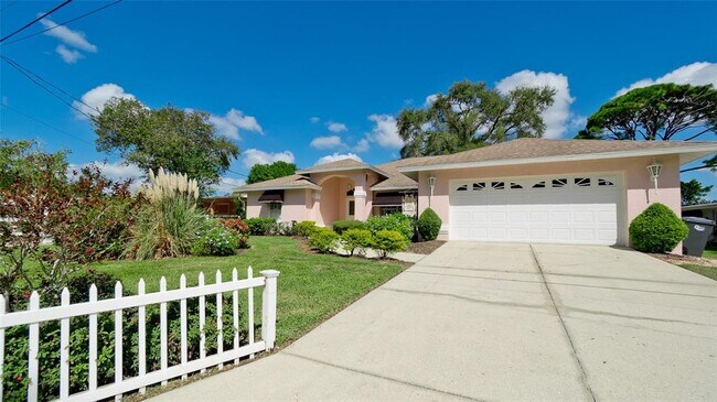 Building Photo - 407 68th Ave Dr W
