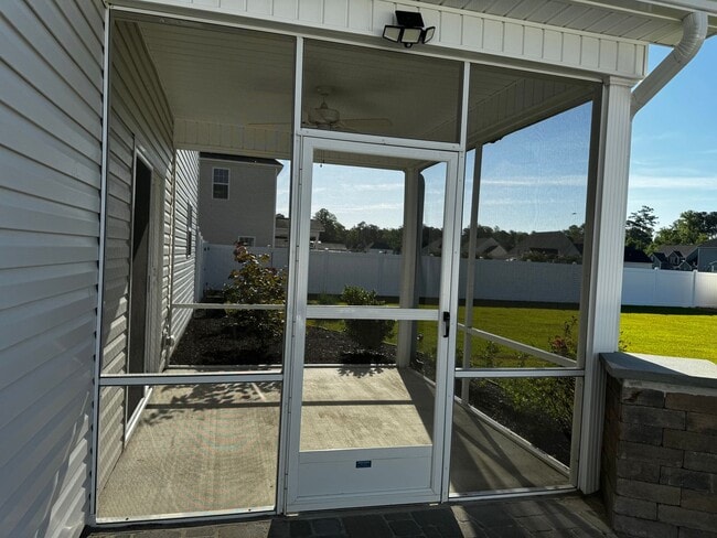 Building Photo - Grand 2 story home in Bluewater Rise