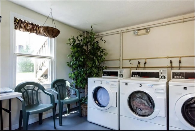 Building Photo - 93 Henry Law Ave