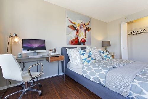 Building Photo - 441 E Erie St