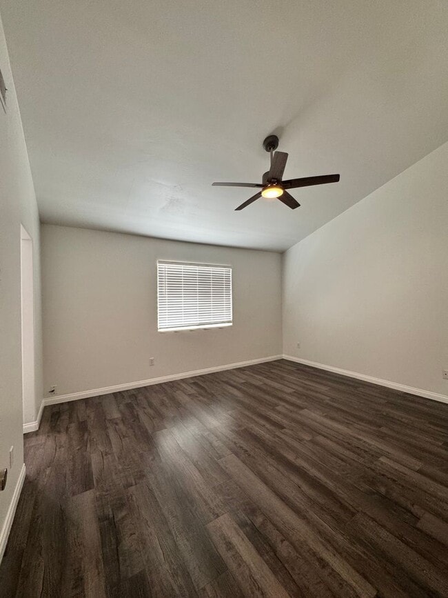 Building Photo - 5607 Plute Pass St
