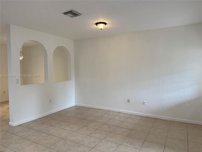 Building Photo - 14043 SW 272nd St