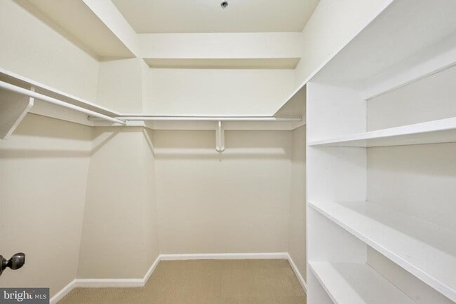 Building Photo - 8080 Inverness Ridge Rd