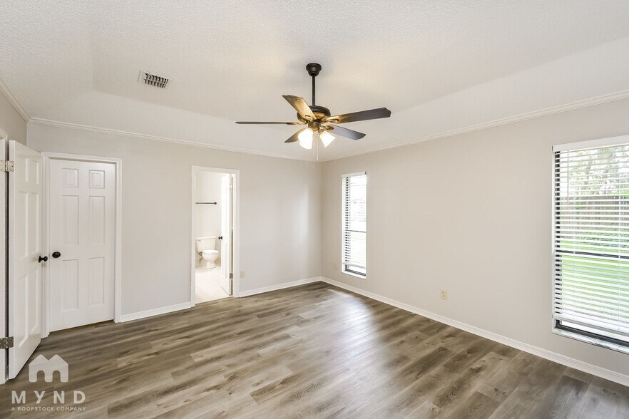 Building Photo - 3009 Nautilus Rd