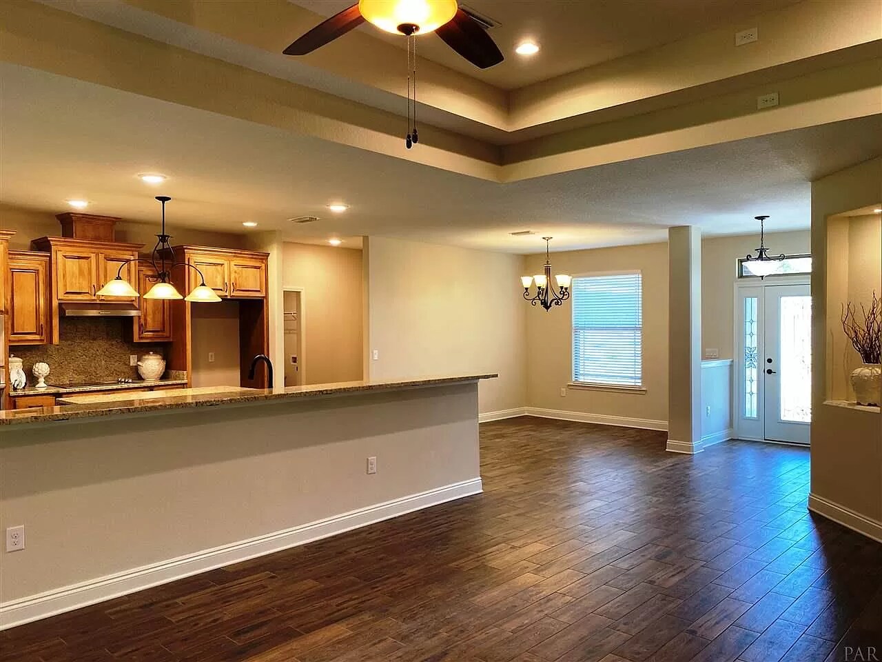 Building Photo - 9167 Tara Cir