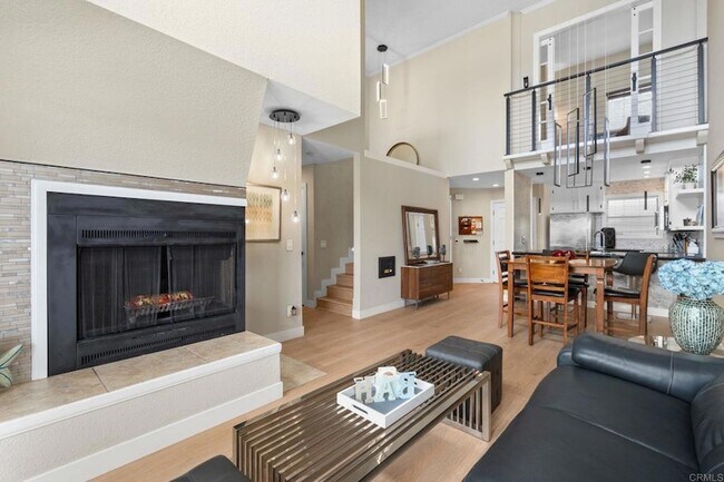 Primary Photo - 270 Dahlia Ave