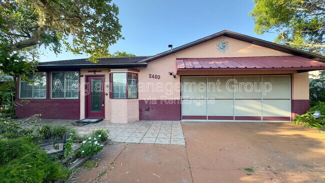 Primary Photo - 2410 Sable Dr