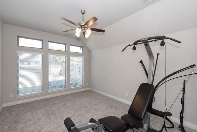 Building Photo - 12607 Pine Savannah Ln