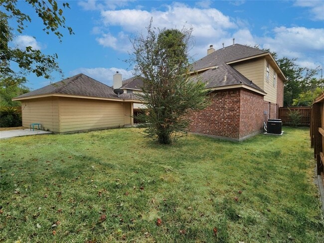 Building Photo - 2546 Acadiana Ln