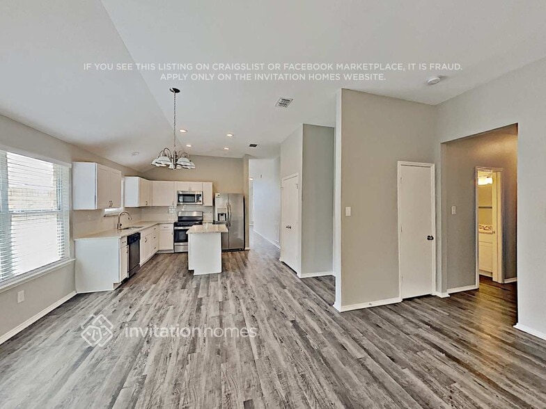 Building Photo - 5513 Spring Ridge Dr