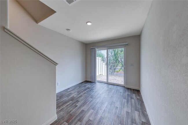 Building Photo - 3728 Enchanted Sky St