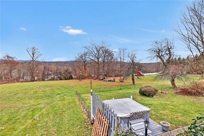 Building Photo - 60 Highview Ave