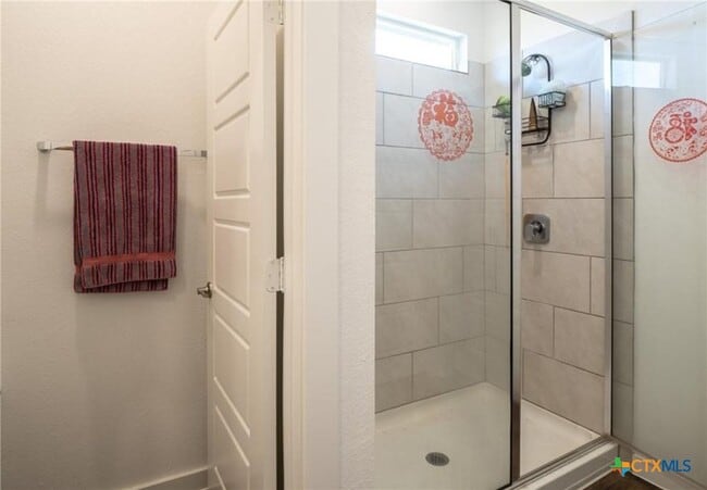 Building Photo - 14020 Neskar Dr