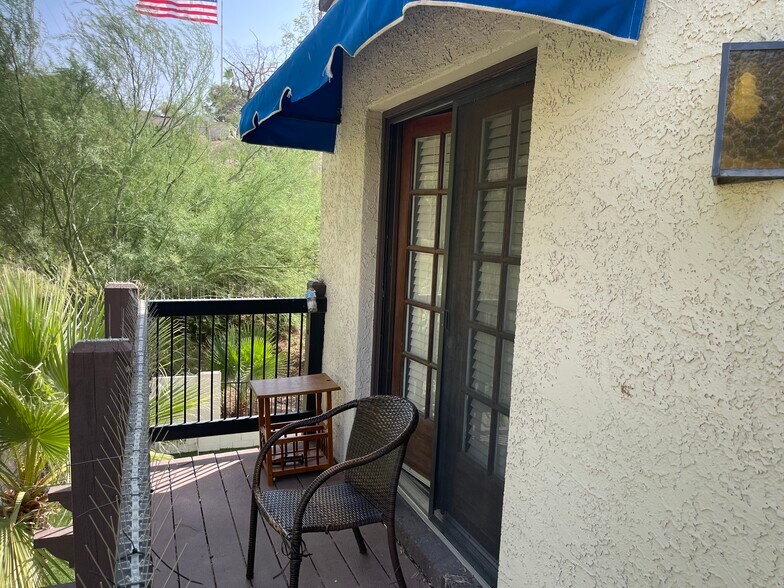 Building Photo - 8445 S 48th St