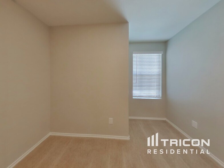 Building Photo - 17588 Rosewood Manor Ln