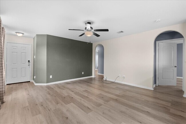 Building Photo - 5727 Treasure Cove Rd