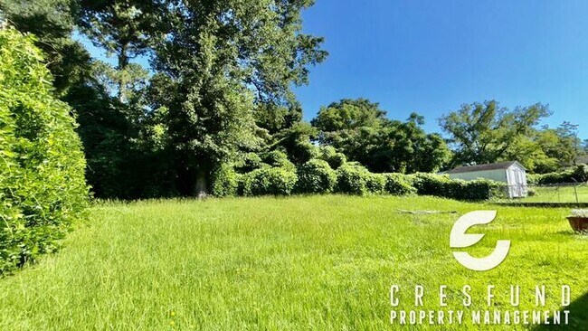 Building Photo - Charming 3 Bedroom, 2 Bath AVAILABLE NOW!