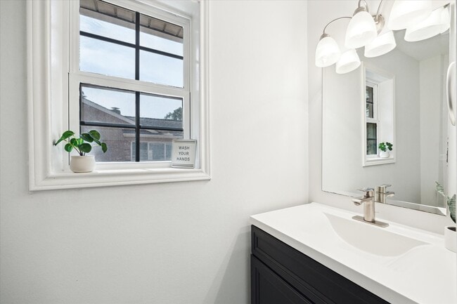 Building Photo - 7614 Braesview Ln