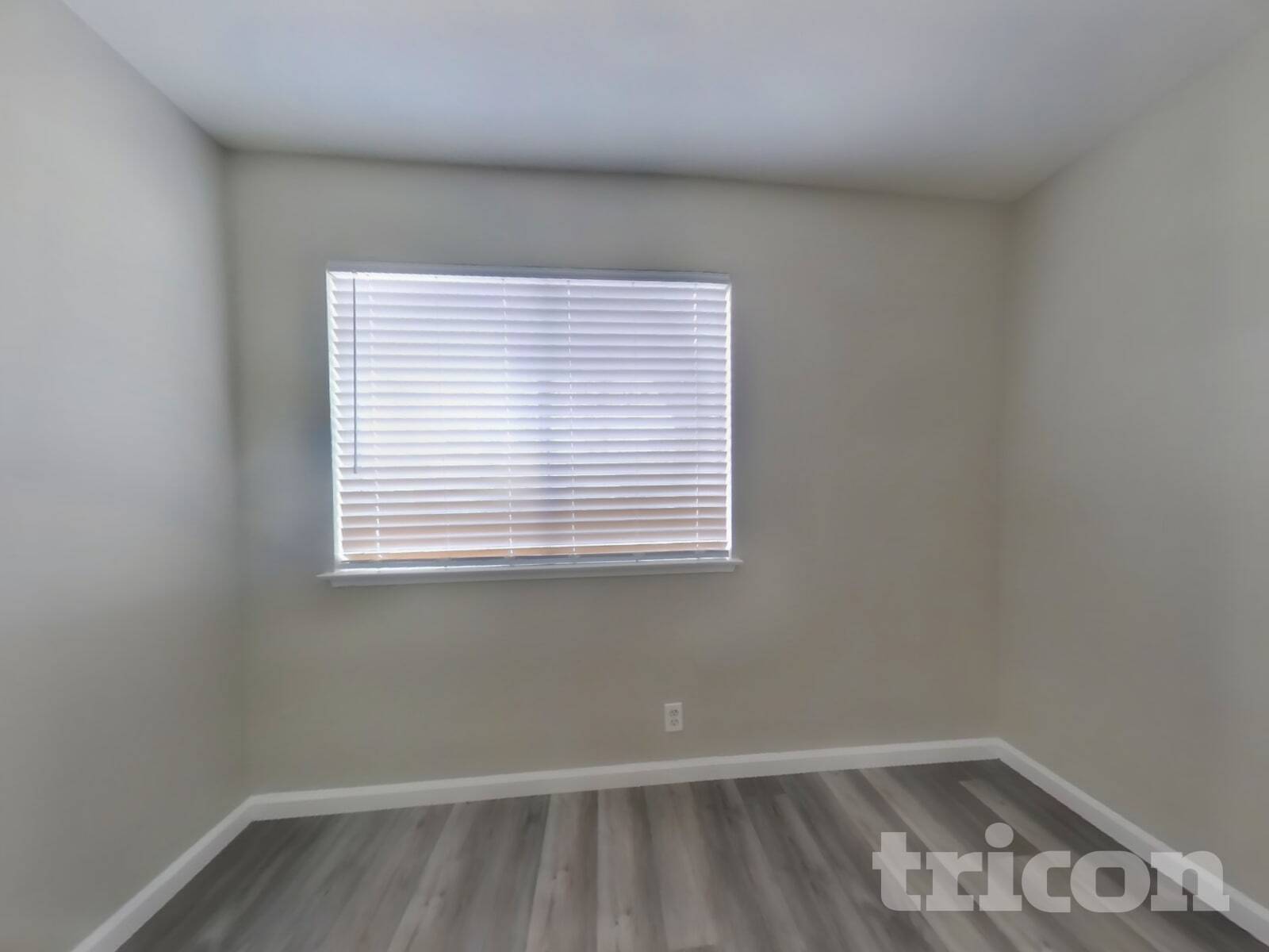 Building Photo - 516 Asbury Ln