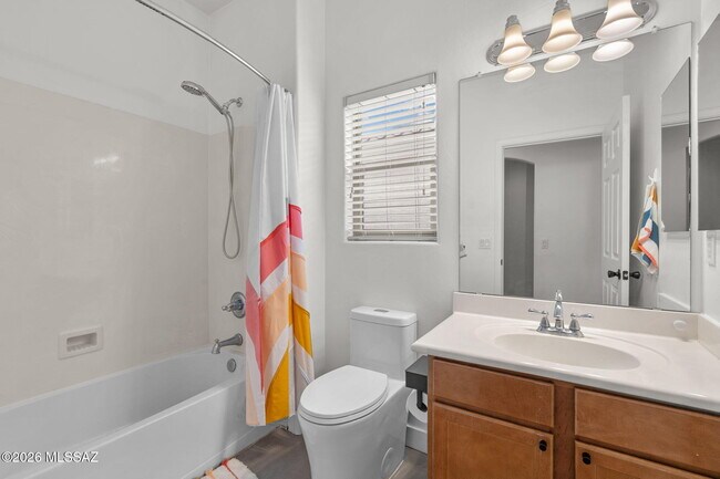 Building Photo - 2256 E Stone Stable Dr