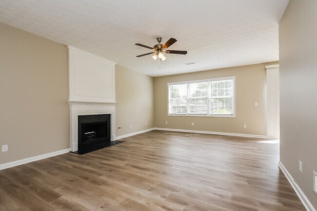 Building Photo - 107 Chamberlyn Ln