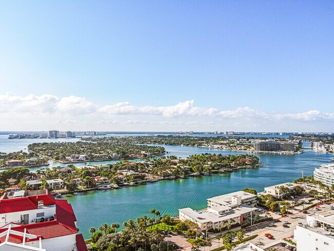 Building Photo - 6365 Collins Ave