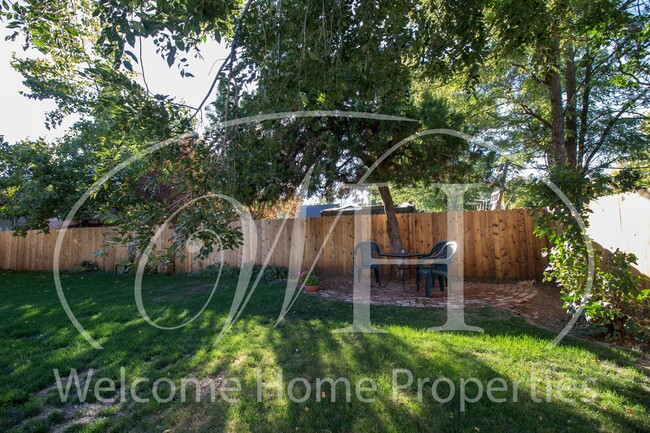 Building Photo - Beautiful Classic Home in East Walla Walla