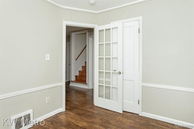 Building Photo - 1907 N Connecticut Ave