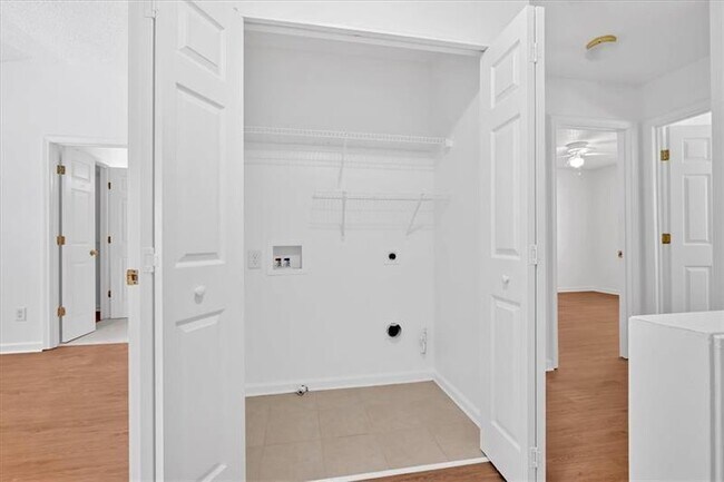 Building Photo - 13077 Region Trace