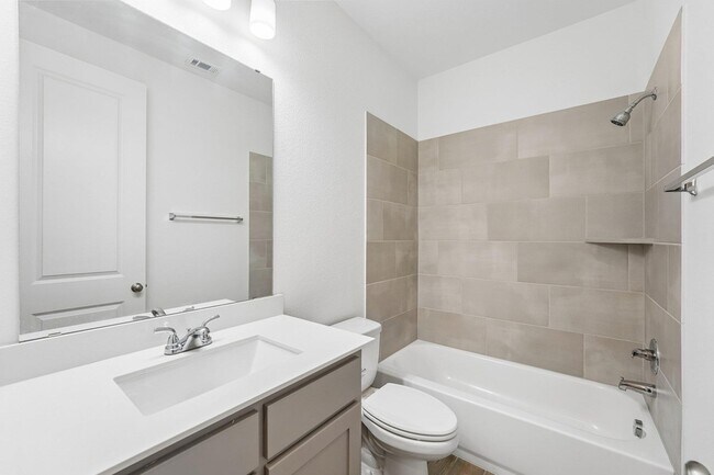 Building Photo - 133 Plumbago Loop