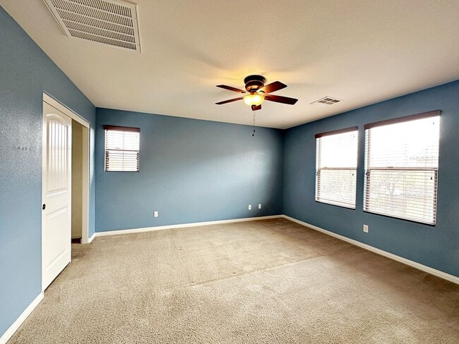 Building Photo - Stylish 3 Bedroom in Providence with Larger Yard on Corner Lot