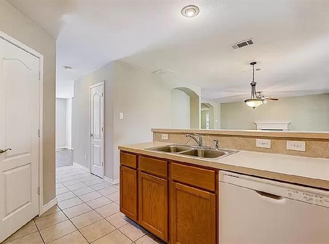 Building Photo - 1008 York Ct