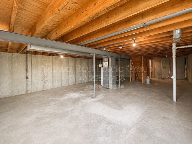 Building Photo - 7235 Adams Ct