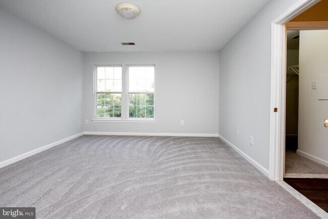Building Photo - 44877 Grove Terrace