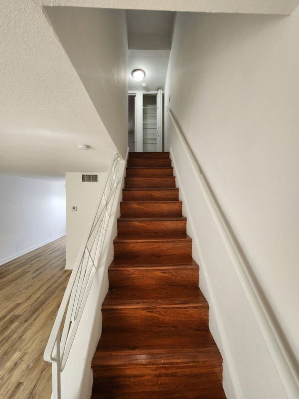 Building Photo - 4844 NW 9th Dr