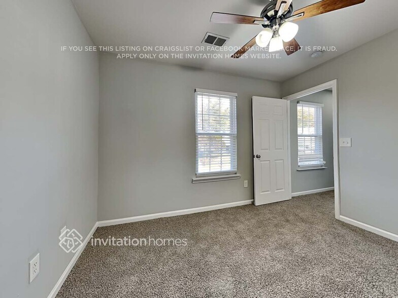 Building Photo - 3548 Burkland Dr
