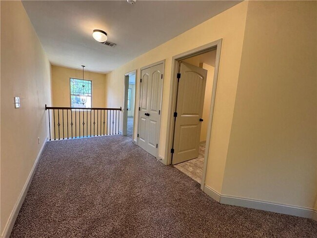 Building Photo - 2640 Tyler Bay Ln