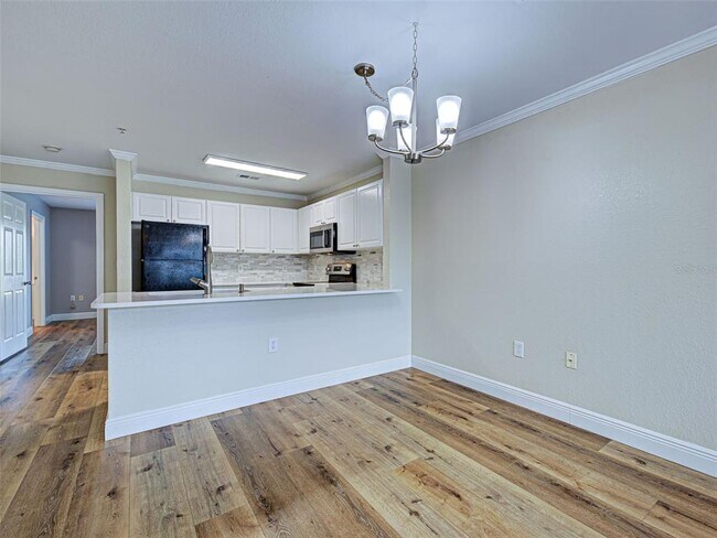 Building Photo - 5501 Rosehill Rd