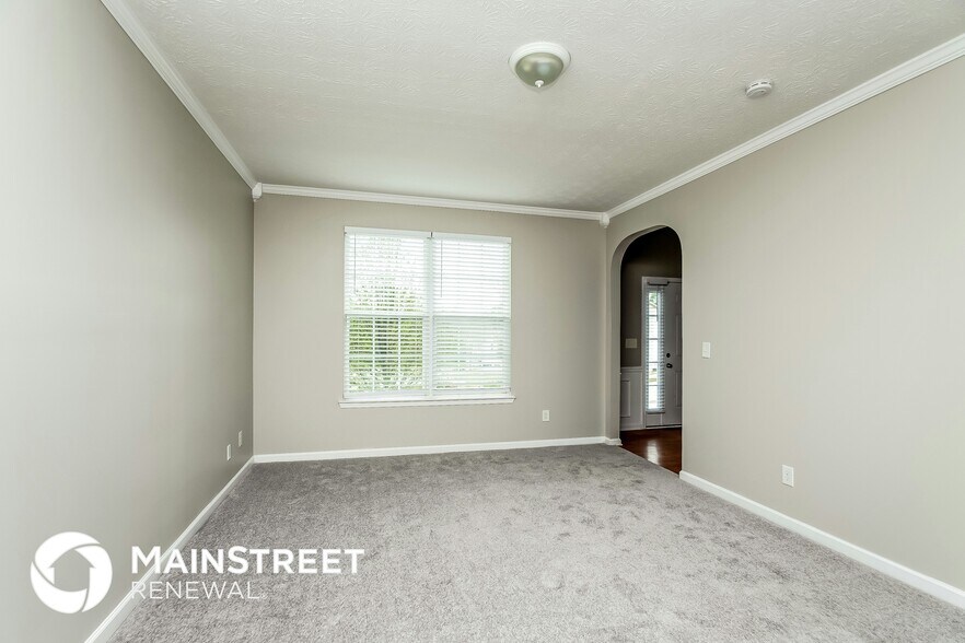 Building Photo - 4578 Browns Mill Close